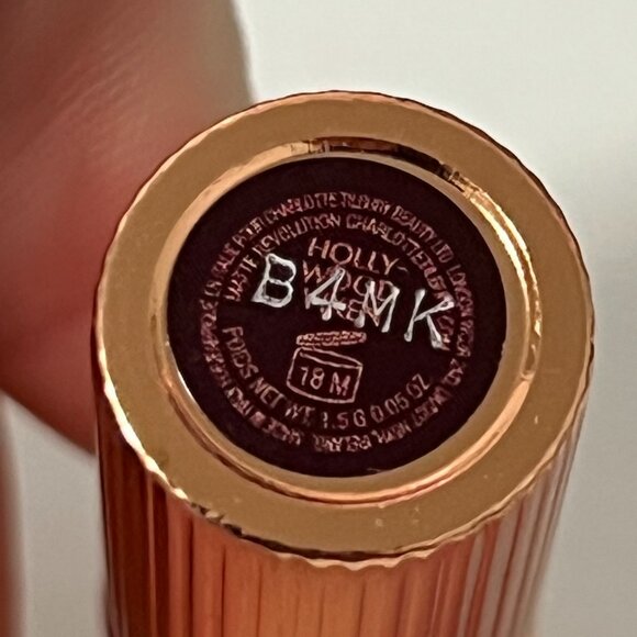 Charlotte Tilbury Mini Lipstick Shade Hollywood Weekend - Picture 2 of 2